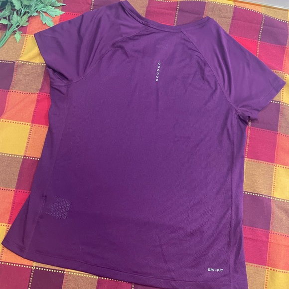 Nike Running shirts - Picture 6 of 12